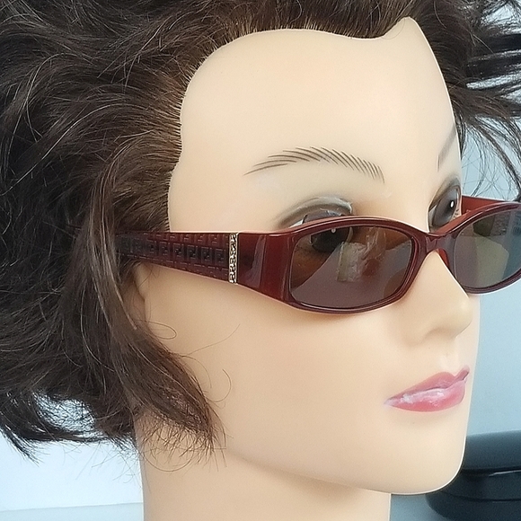 Fendi eyeglasses frames - Picture 11 of 16